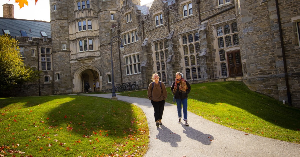 ADMISSIONS AID visual data 5